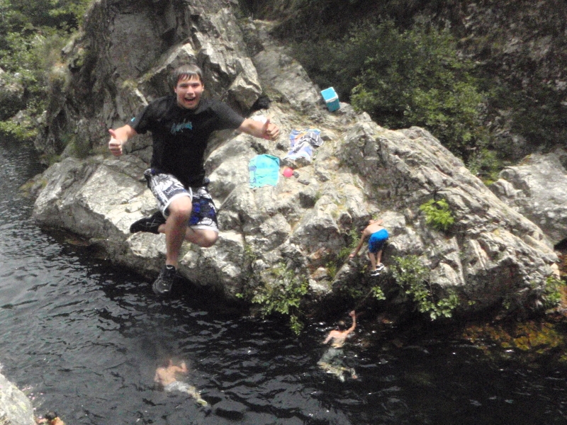 Village Camps International Summer Camp Ard&egrave;che, France 2019-07-26 https://www.villagecamps.com/journals_admin/images/71-1-Sebastian jumps.jpg